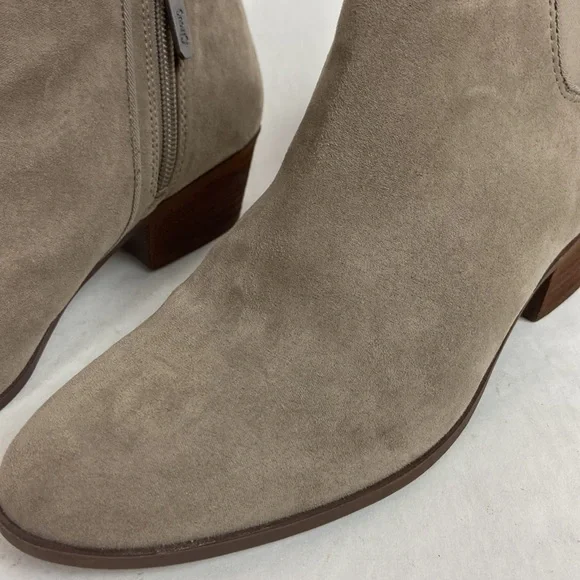 Circus Sam Edelman Preston Suede Chelsea Ankle Bootie - Picture 15 of 16